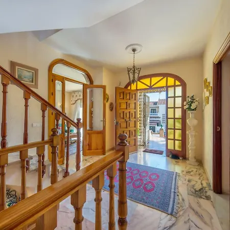 Villa 107872 - En Playamar -